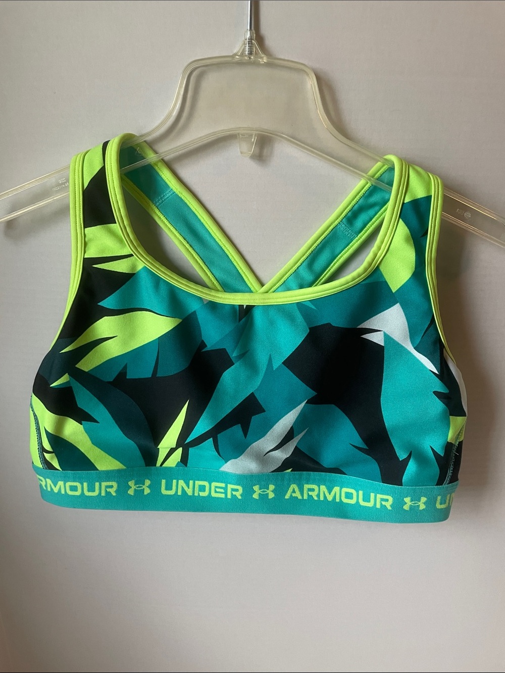 Under Armour Women's Size 1X Teal & Neon Green Camo Sports Bra